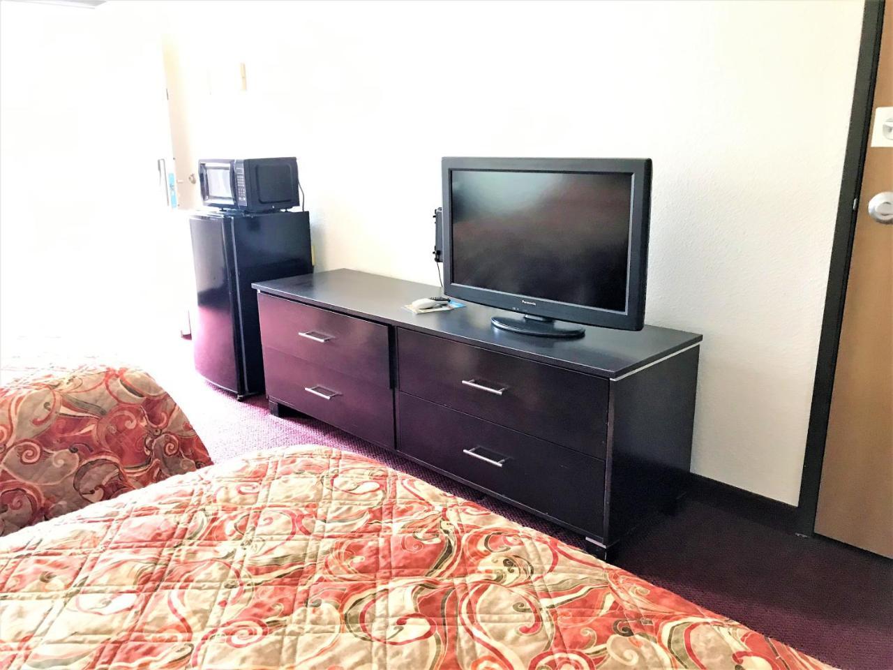 American Inn & Suites Albuquerque Bagian luar foto