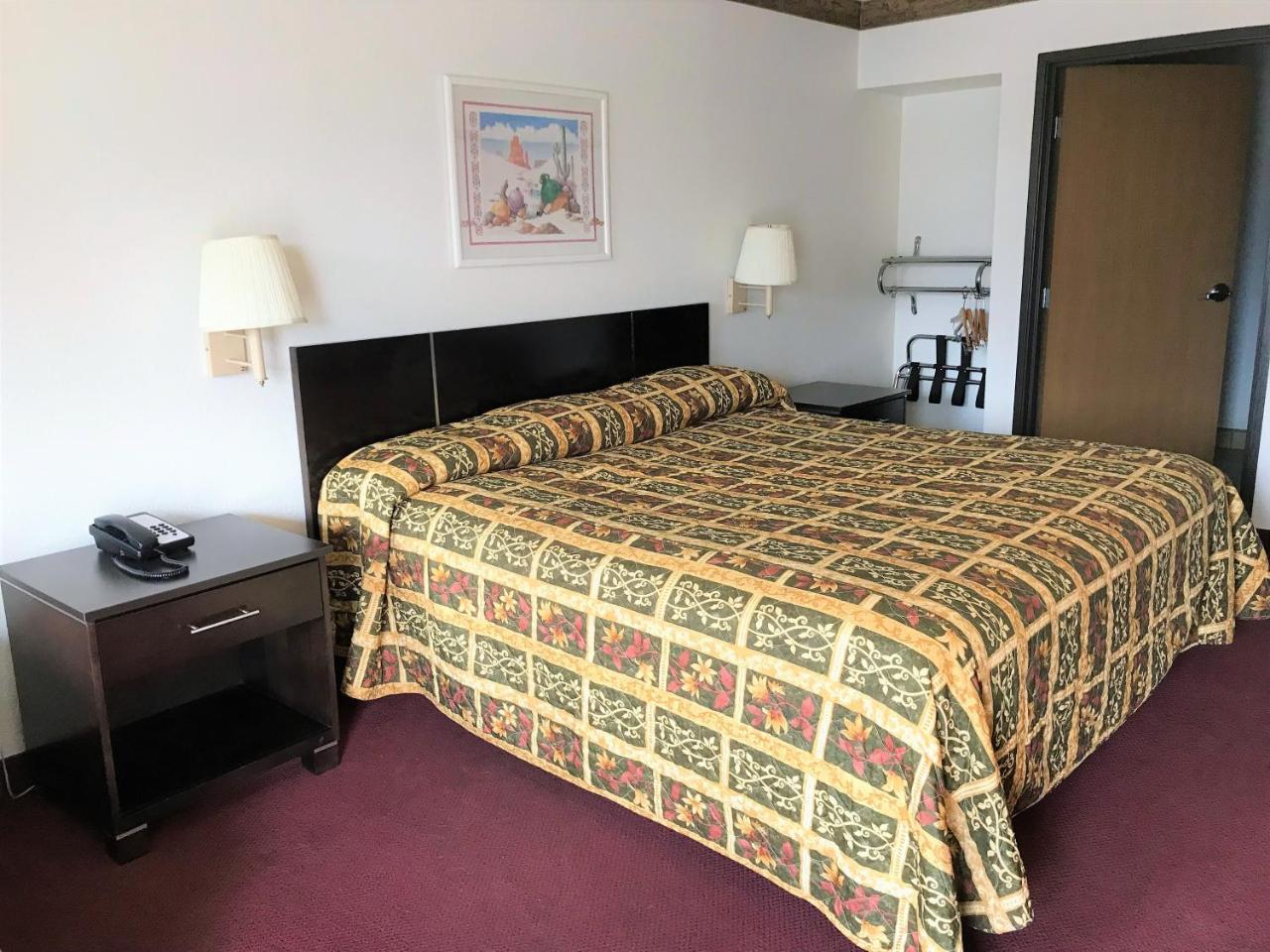American Inn & Suites Albuquerque Bagian luar foto